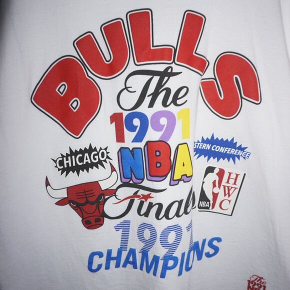 Chicago Bulls Mitchell & Ness White 1991 NBA Finals Champions - Picture 2 of 5